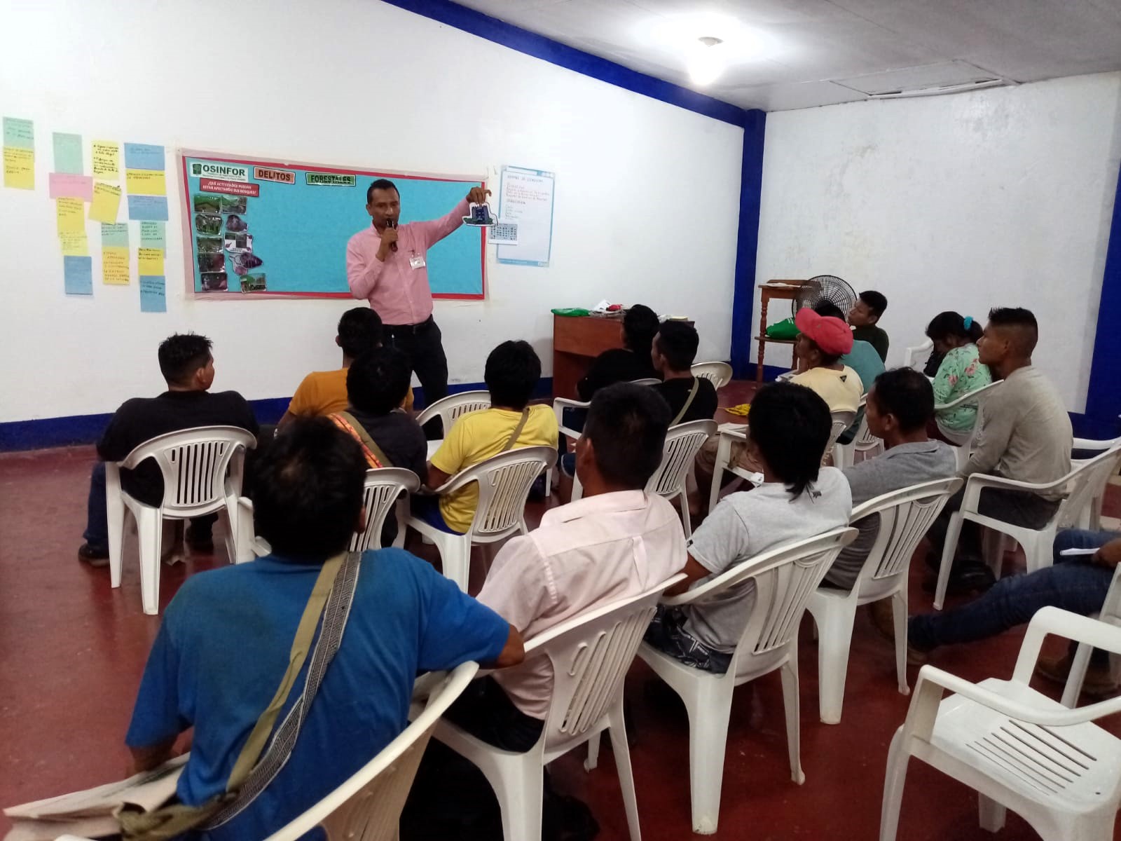 Taller de Mochila Forestal en Atalaya