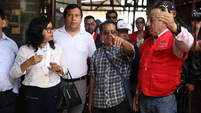 Gore logra recuperra terreno