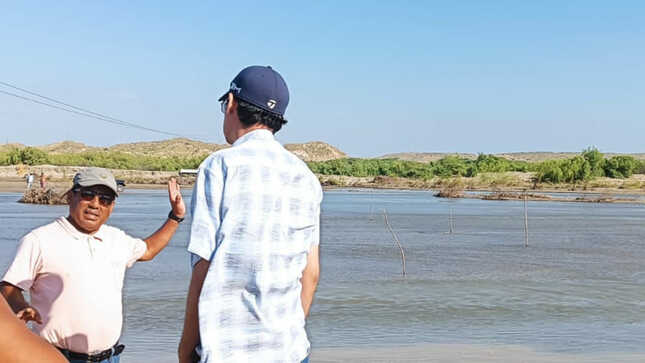 Archivo JPG de Alcalde participó de la inspección del tramo 1 de la costanera acompañado de funcionarios del GORE