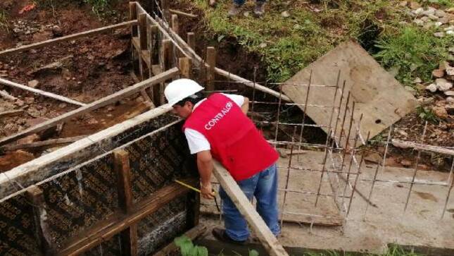 La Contraloría General alertó riesgos que pueden afectar el periodo de duración de la obra mejoramiento y ampliación del servicio de agua potable y saneamiento de las localidades de la Palma, Yanayacu Alto y Yanayacu Bajo, del distrito de Yauyucan, en la provincia de Santa Cruz. Dicho proyecto lo ejecuta la Municipalidad distrital de Yauyucan con un presupuesto de S/ 9 460 242 y beneficiará a 912 ciudadanos.