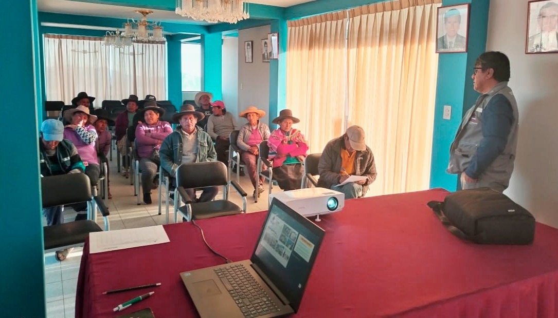 Capacitan a población para participar en Procompite del GRT