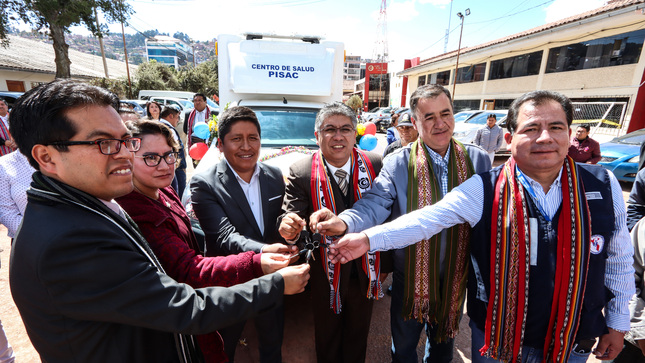 Foto de autoridades