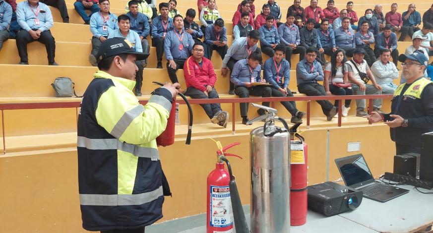 La Gerencia de Desarrollo urbano a través de la Subgerencia de Transportes de la Municipalidad Provincial Mariscal Nieto y el equipo RAPID LA, realizaron con éxito el Taller "Clases de fuego del vehículo y el uso de extintores".