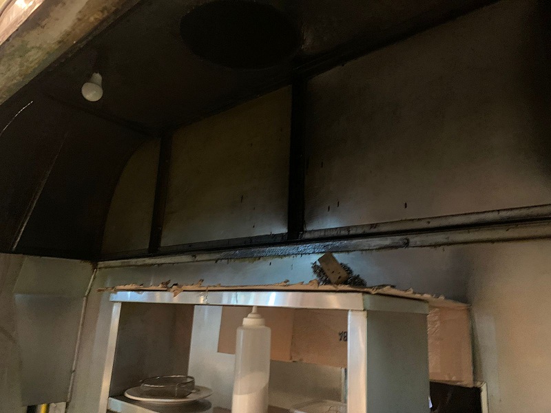 Sus instalaciones también presentaban observaciones sanitarias y de riesgo.