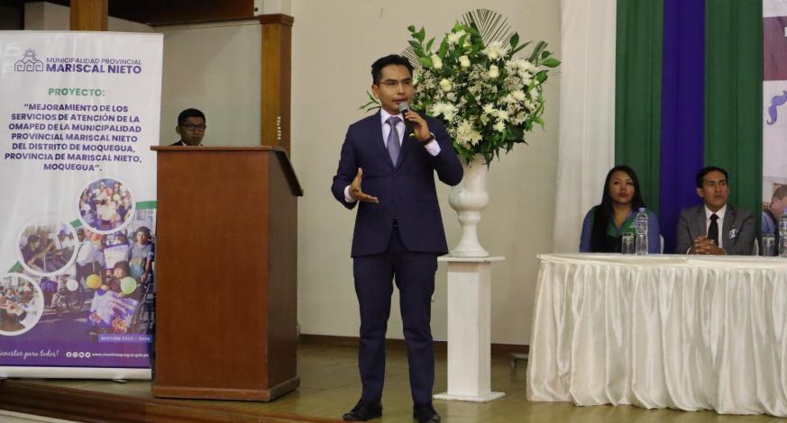 Por conmemorarse esta semana el día del padre, la Municipalidad Provincial Mariscal Nieto a través de la Oficina Municipal de Atención a las Personas con Discapacidad (OMAPED); realizó el “Taller vivencial de fortalecimiento de la gestión” en el Centro Cultural Santo Domingo ante la presencia de de cuantiosos padres de familia.