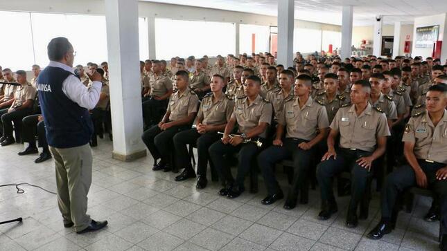 Lambayeque: Minsa sensibiliza a 580 efectivos de la escuela de la PNP para sumarse a la lucha contra el dengue 