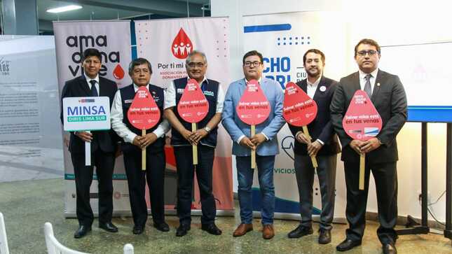 Autoridades comprometidas con la salud y cultura de donación de sangre.