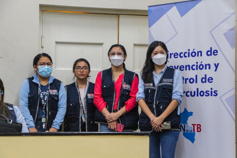 Foto 4 de Personal de salud se capacita en norma técnica de tuberculosis