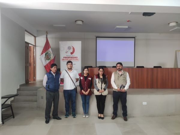 A través de su sede regional realizó cerca de 48 000 asesorías gratuitas.
Además, ha otorgado 150 marcas colectivas a productores y artesanos.