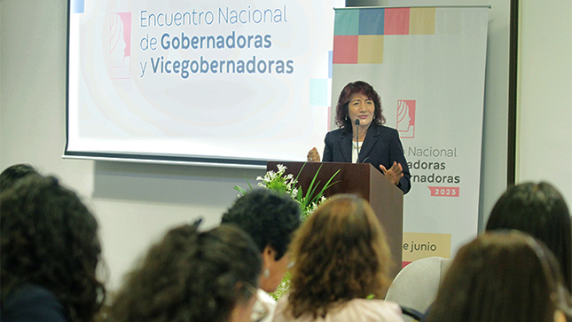 Rosa Vásquez: “Debemos modificar la ley para darle una función específica a los vicegobernadores”