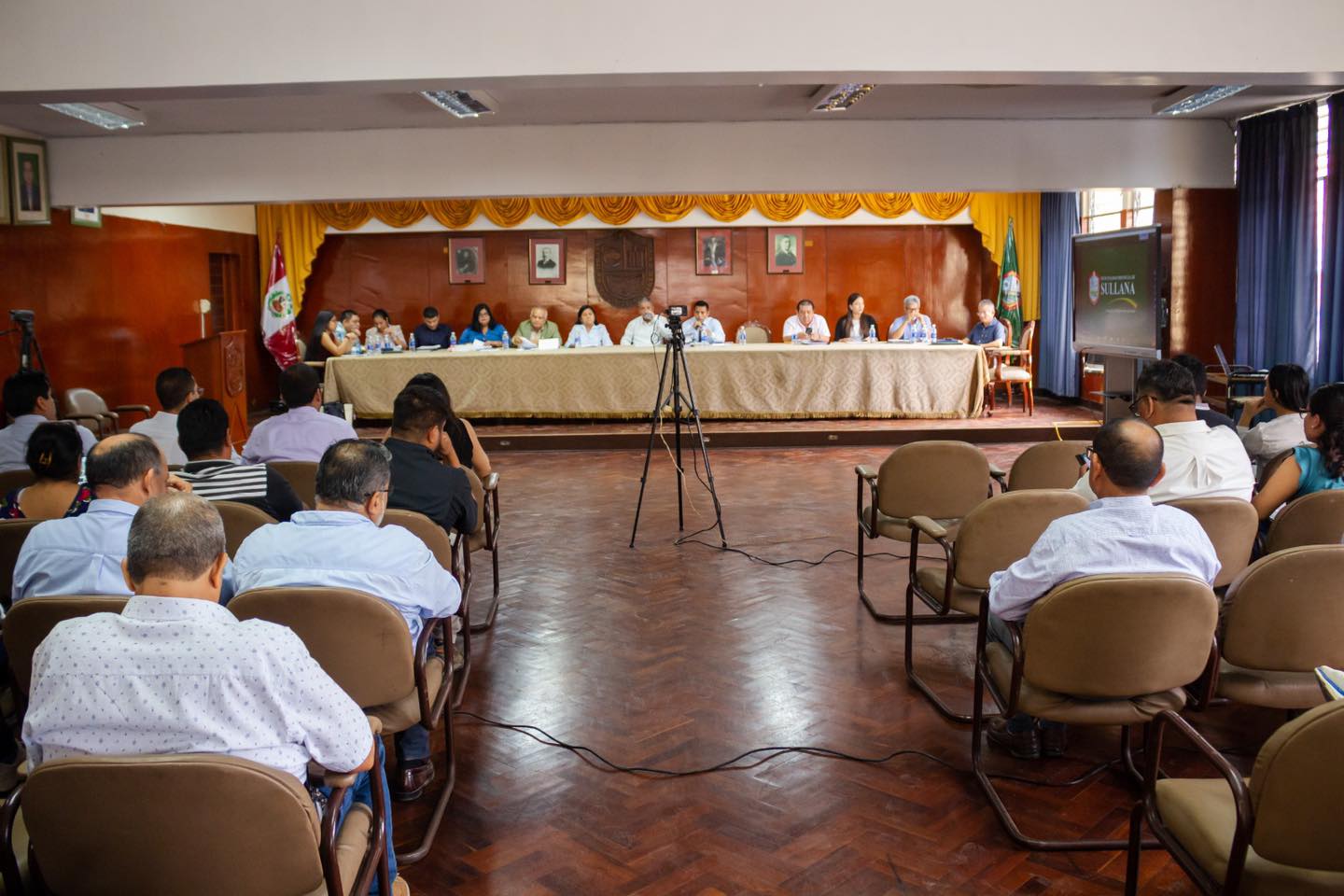 APRUEBAN IMPORTANTES ACUERDOS EN SESIÓN DE CONCEJO