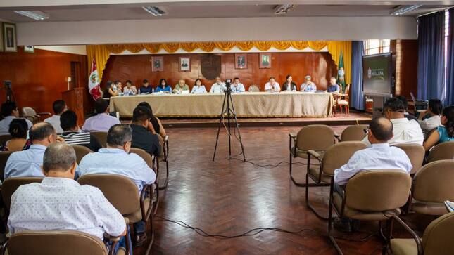 APRUEBAN IMPORTANTES ACUERDOS EN SESIÓN DE CONCEJO