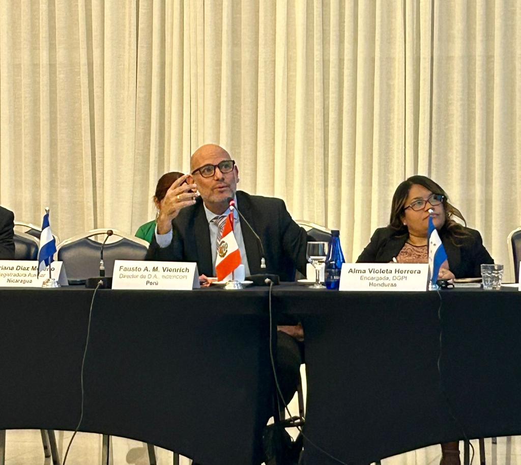 El Indecopi intercambia experiencias sobre derecho de autor en la industria audiovisual con pares de América Latina