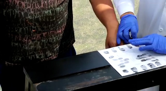 Policías controlan huellas de sujetos en San Juan de Lurigancho