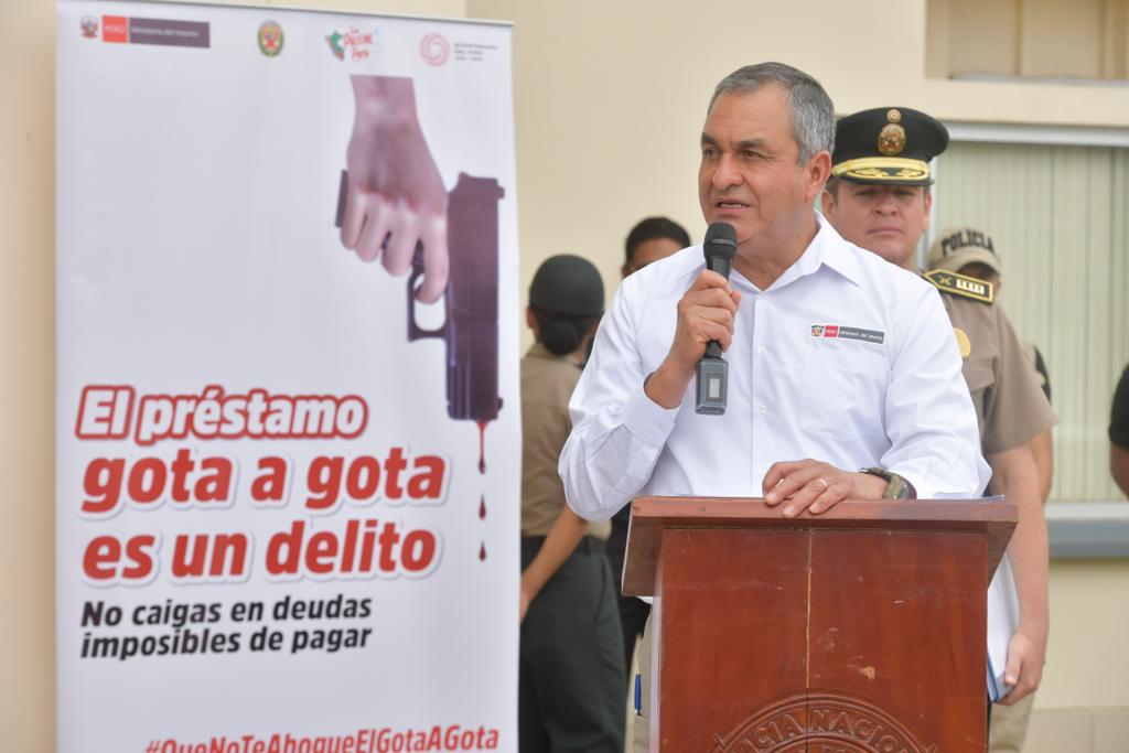 Ministro Vicente Romero en Pucallpa presenta campaña contra gota a gota