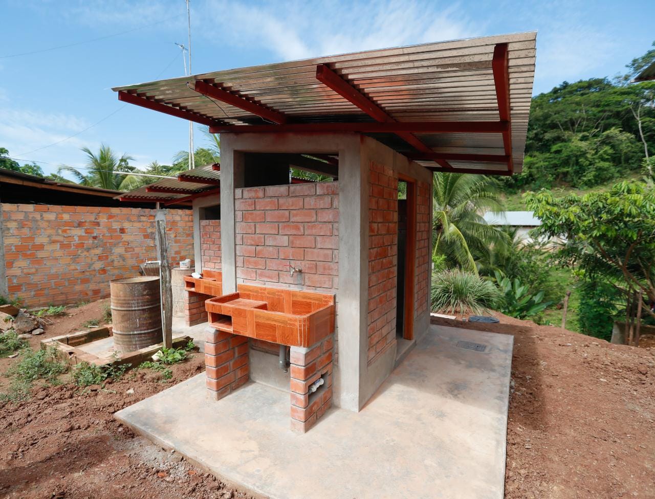 Ministerio de Vivienda entrega obra que dotará de agua potable y saneamiento a centro poblado de Cajamarca