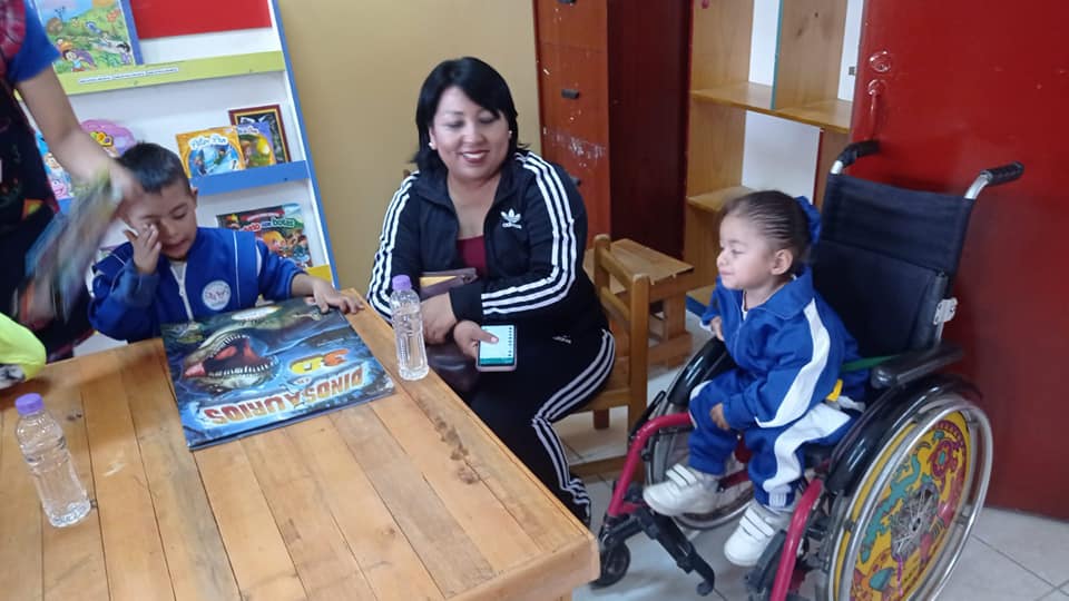 I.E.E. Juan Ishizawa Ishizawa se une al Tour Lúdico Biblioteca Huaral Lee