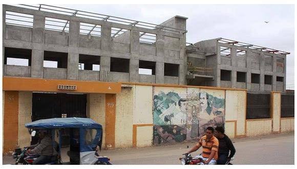 PREMIER OTÁROLA ASEGURÓ PASARÁ UNIDAD EJECUTORA DE EMBLEMÁTICO COLEGIO SALAVERRY A LA MUNICIPALIDAD DE SULLANA