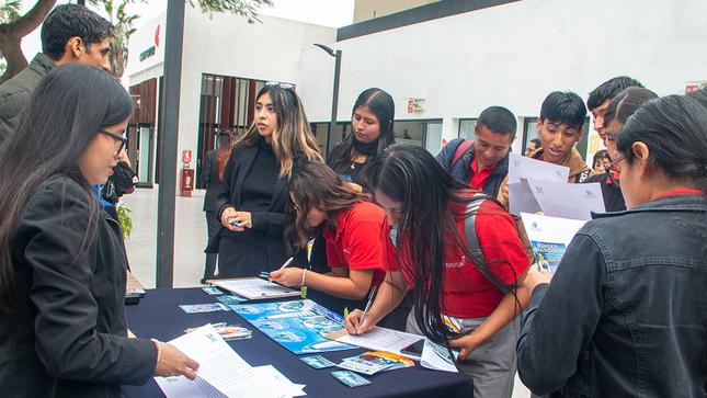 CENFOTUR impulsa oportunidades laborales con Feria de Empleabilidad para estudiantes y egresados