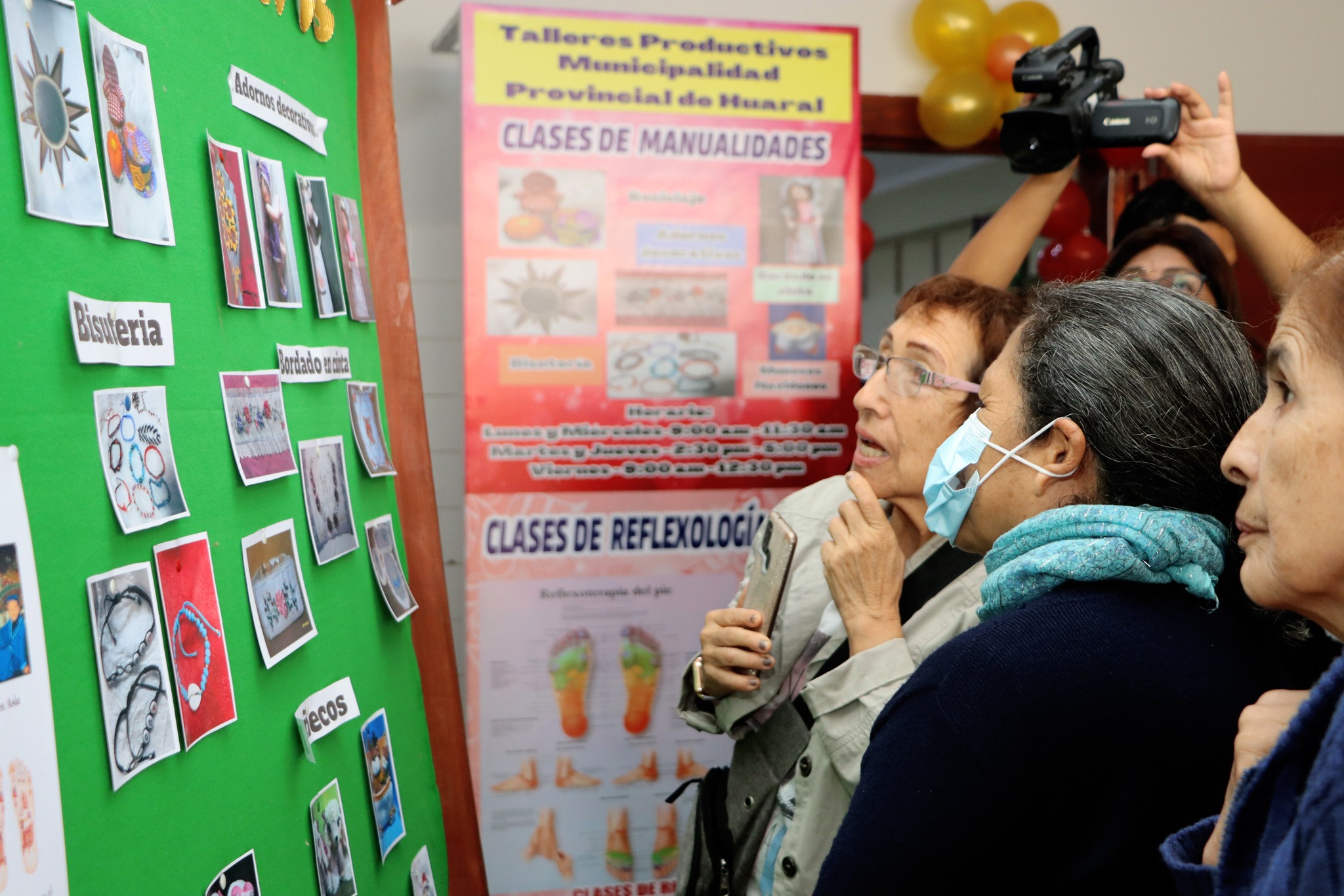 Municipalidad provincial de Huaral aperturó talleres productivos de "Manualidades" y "Reflexología podal"