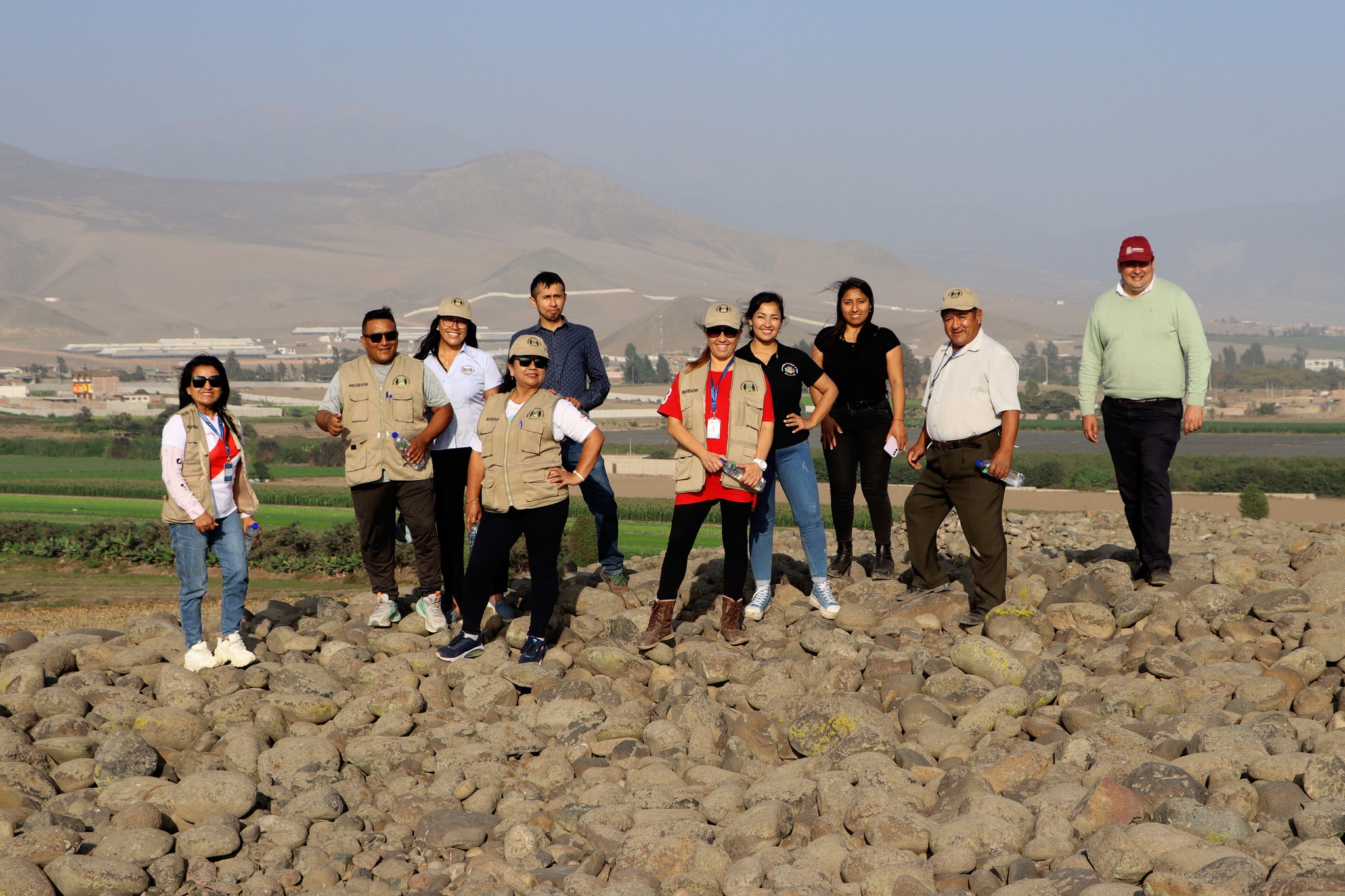 Regidores visitaron sitios arqueológicos de Macatón y Miraflores para conocer de cerca lo que requieren los arqueólogos
