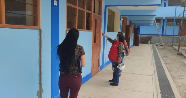 La Contraloría General detectó que funcionarios y servidores de la anterior gestión de la Municipalidad Distrital de San Antonio, en la provincia de Huarochirí, no observaron los trabajos inconclusos en la obra “Rehabilitación del local escolar 20955-22 Unión Bellavista”, favoreciendo al contratista y ocasionando un perjuicio económico de S/ 142 287.