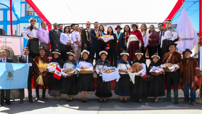 El Indecopi otorga la primera especialidad tradicional garantizada (ETG) del Perú al pan de anís de Concepción 

