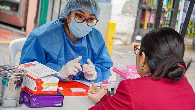 Foto 1 de Más de 180 ciudadanos participaron en campaña contra la Hepatitis B 