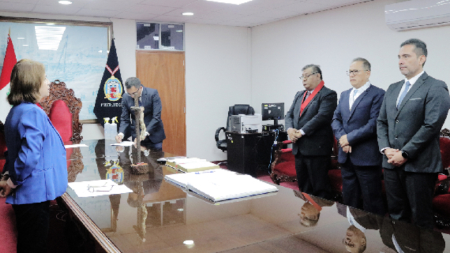 Presidenta de la Corte Superior de Justicia del Callao, Teresa Soto Gordon, tomó juramento a cinco jueces y juezas superiores y de primera instancia