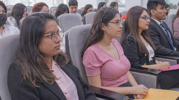 55 abogados se integran al programa Secigra Derecho 2023 en la Corte Superior del Callao