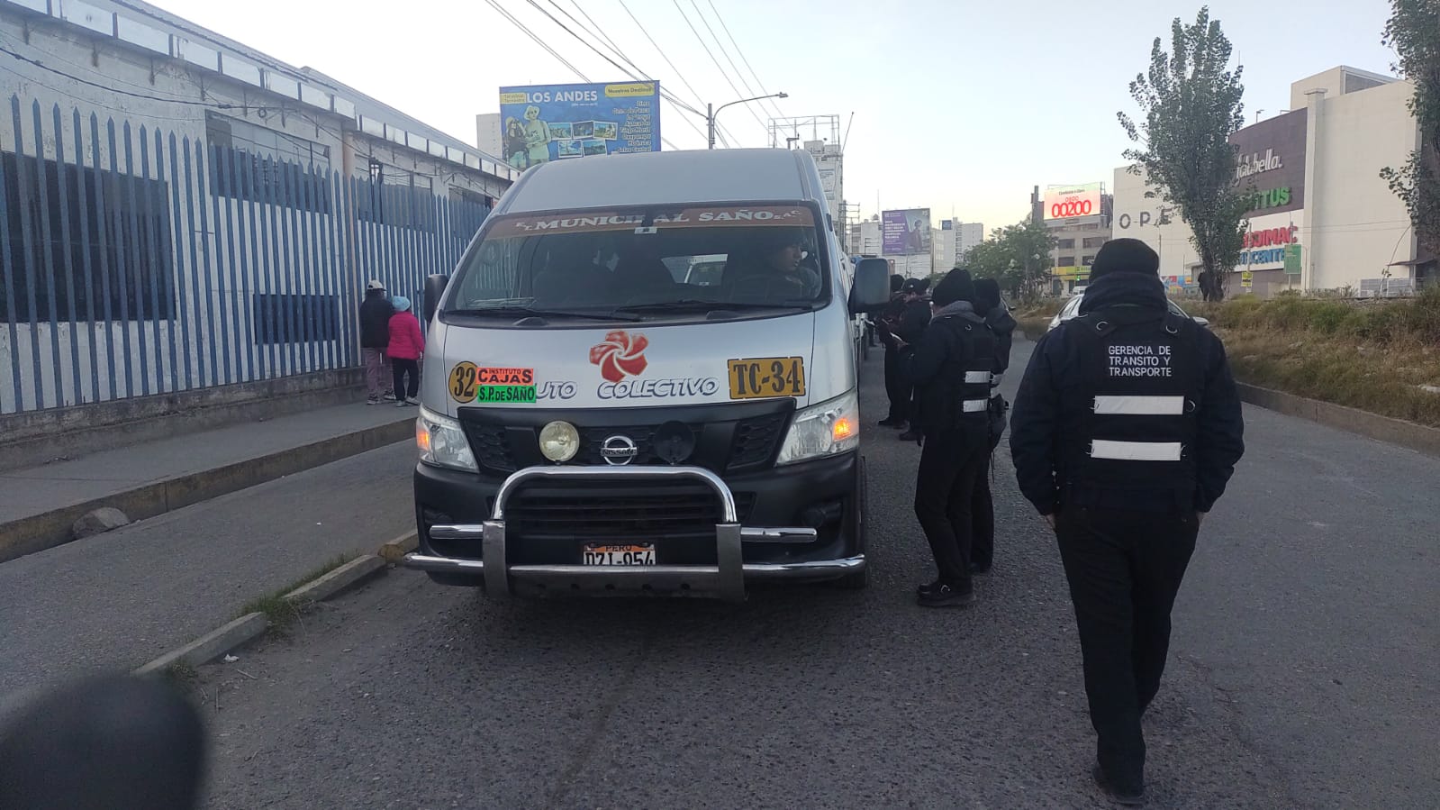 MUNICIPALIDAD DE HUANCAYO TRABAJA PARA REDUCIR LA CONGESTIÓN VEHICULAR Y MEJORAR EL TRÁNSITO