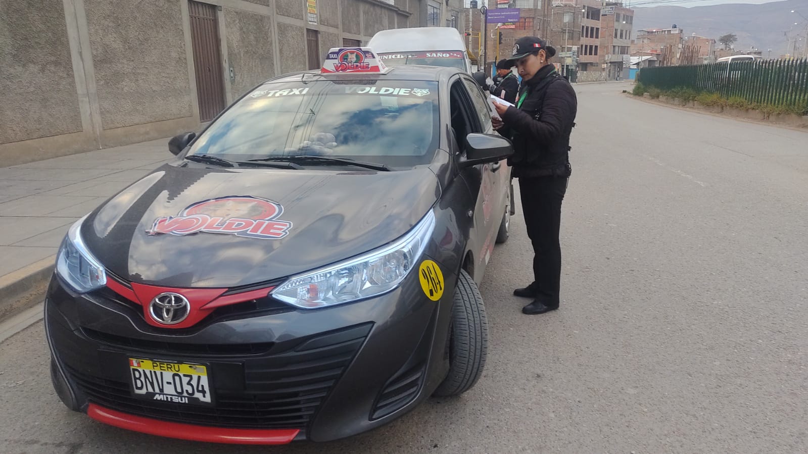 MUNICIPALIDAD DE HUANCAYO TRABAJA PARA REDUCIR LA CONGESTIÓN VEHICULAR Y MEJORAR EL TRÁNSITO