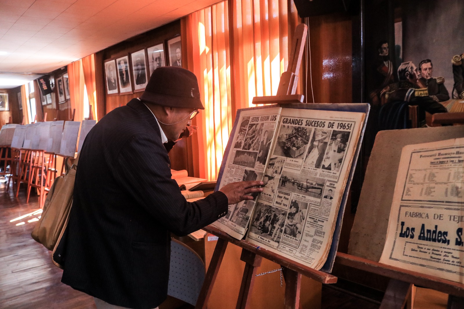 Con visita del jefe del Archivo General de la Nación
