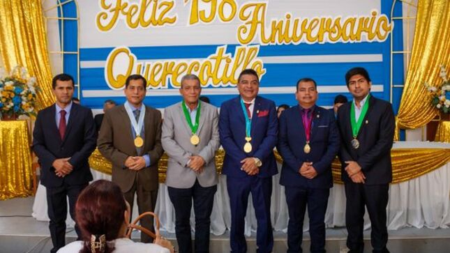 ALCALDE MARLEM MOGOLLÓN LLEVA SU SALUDO FRATERNO EN CEREMONIA DE ANIVERSARIO DE QUERECOTILLO