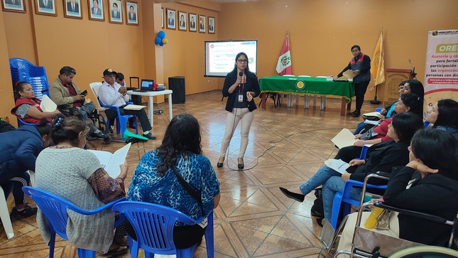 EN SU SEGUNDO DÍA CONTINUA TALLER DIRIGIDO A ORGANIZACIONES DE PERSONAS CON DISCAPACIDAD
