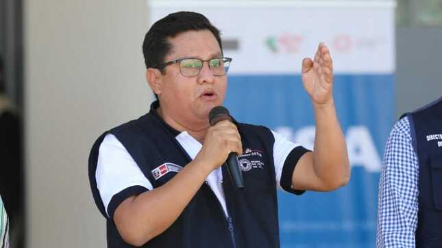 Ministro Vásquez “unidos vamos a derrotar al dengue”