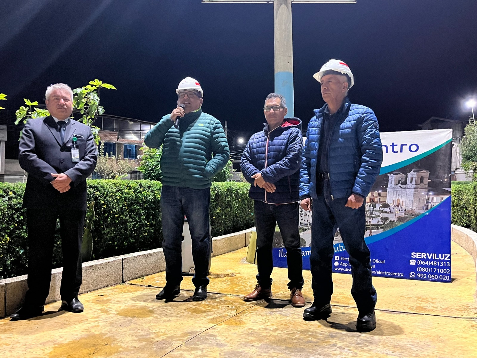 Parques “El bosque” y “El Tumi” en Pio Pata estrenan moderna iluminación LED