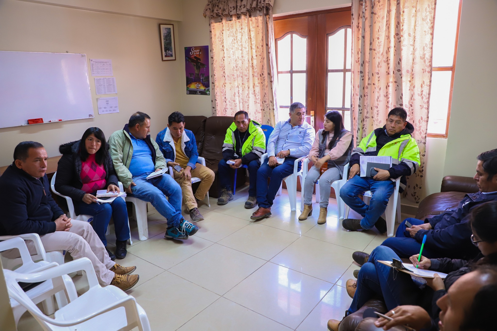 𝗥𝗘𝗨𝗡𝗜Ó𝗡 𝗖𝗢𝗡 𝗗𝗜𝗥𝗘𝗖𝗧𝗢𝗥 𝗗𝗘 𝗗𝗜𝗥𝗘𝗖𝗖𝗜Ó𝗡 𝗥𝗘𝗚𝗜𝗢𝗡𝗔𝗟 𝗗𝗘𝗦𝗖𝗢𝗡𝗖𝗘𝗡𝗧𝗥𝗔𝗗𝗔 𝗗𝗘 𝗖𝗨𝗟𝗧𝗨𝗥𝗔 𝗗𝗘 Á𝗡𝗖𝗔𝗦𝗛 