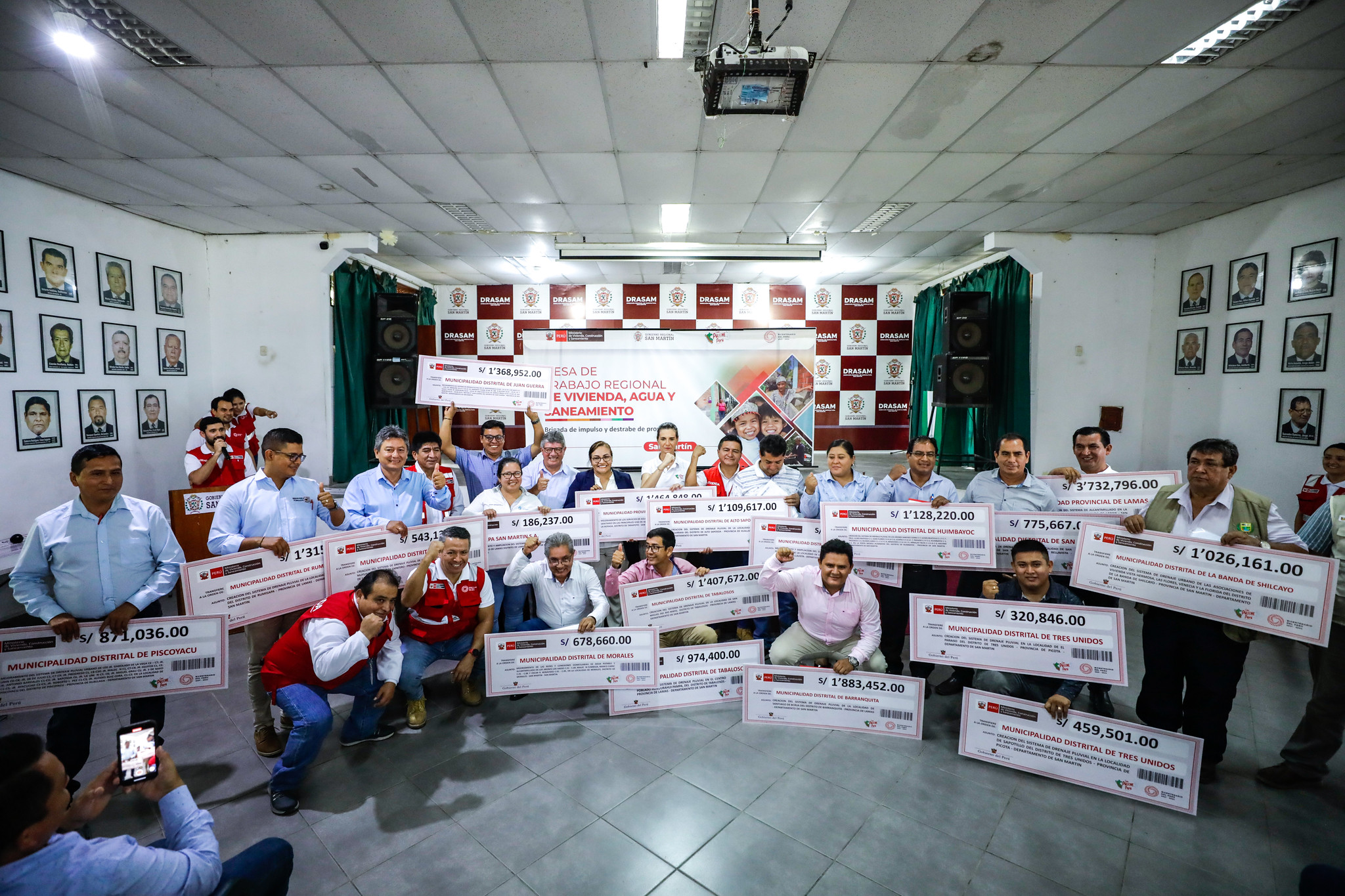 Titular del MVCS, Hania Pérez de Cuéllar encabezó acto de transferencia de recursos por S/ 31 millones a autoridades de la región para ejecutar proyectos.