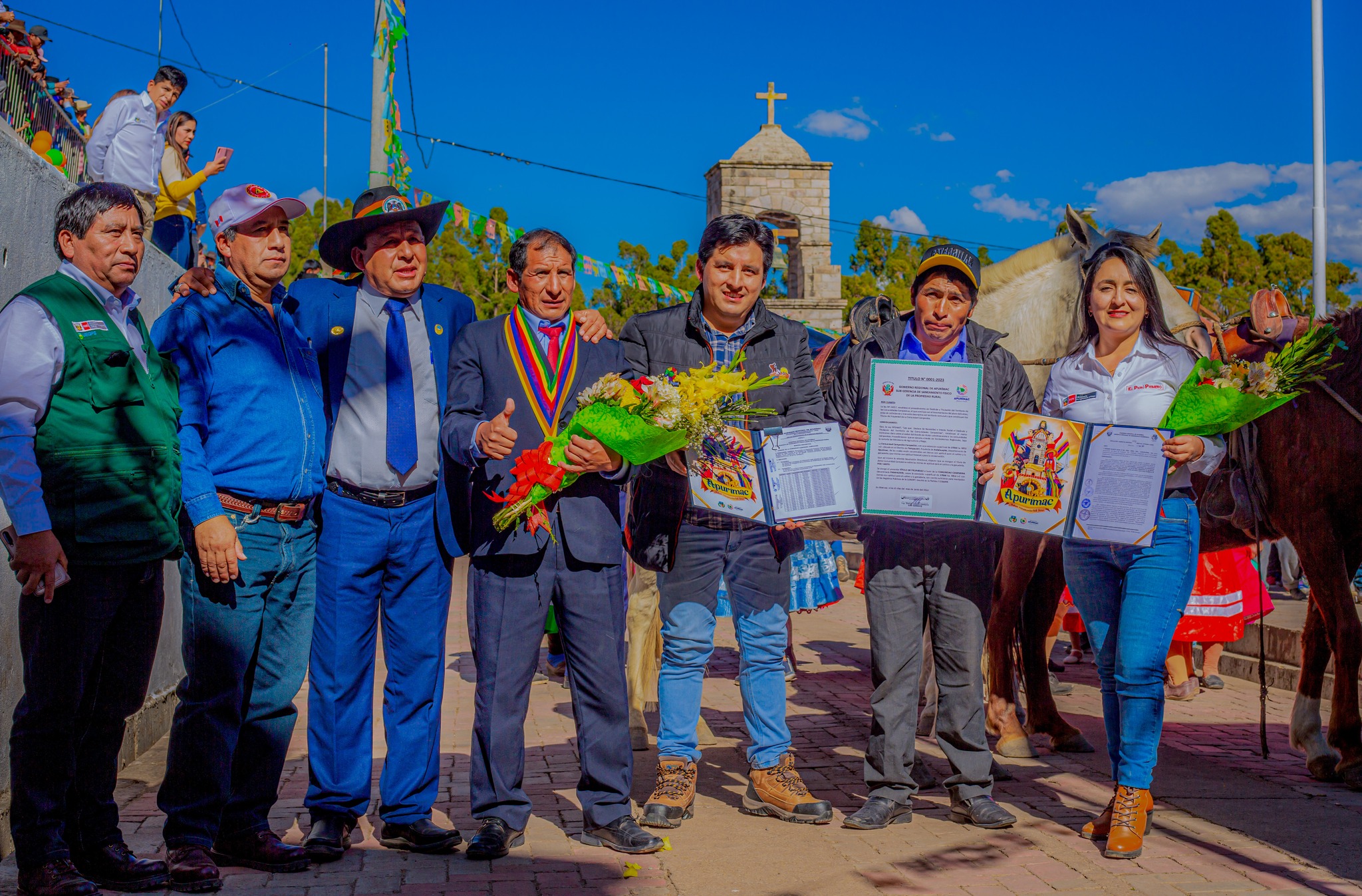Gobierno regional entrega título de propiedad a la comunidad campesina de Pampachiri y pone fin al conflicto limítrofe de más de 24 años