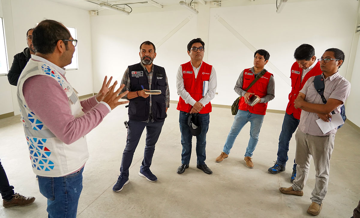 Funcionarios de ProInversión y Minedu destacaron implementación de módulos educativos temporales de dos pisos en San Juan de Miraflores