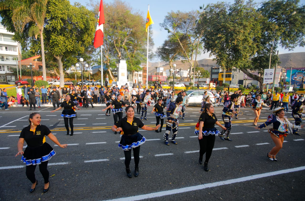 La llegada fue en el malecón Grau