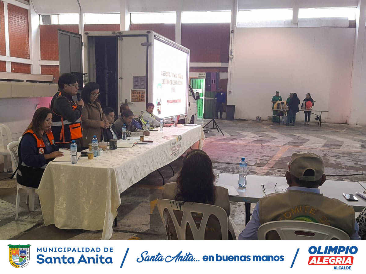 Continuando con los talleres de capacitación a comerciantes y vecinos. Ahora se capacitó a los comerciantes del Mercado de Productores.
Dichos talleres son permanentes, se iniciaron con EMSA y continuarán a comerciantes minoristas, docentes y alumnos.
La importancia del ITSE es clave para que los locales tengan adecuadas condiciones de seguridad de edificaciones.
Por un Santa Anita seguro!
#SantaAnita #Olimpioalegria #riesgosydesastres #capacitaciones #ITSE