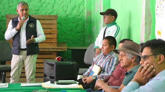 Alcalde provincial viajó a Acos para articular nuevas acciones en favor de la carretera que nos conectará con Cerro de Pasco