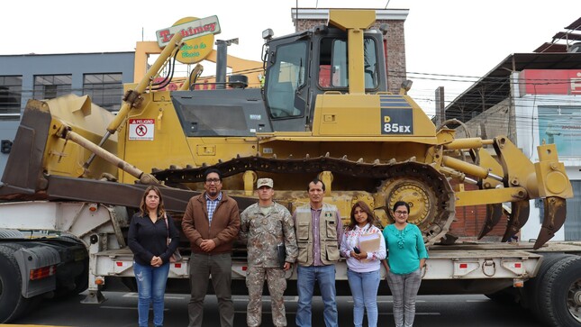 Maquinarias del ejército peruano llegan a nuestra ciudad para realizar trabajos de encauzamiento del río Chancay - Huaral