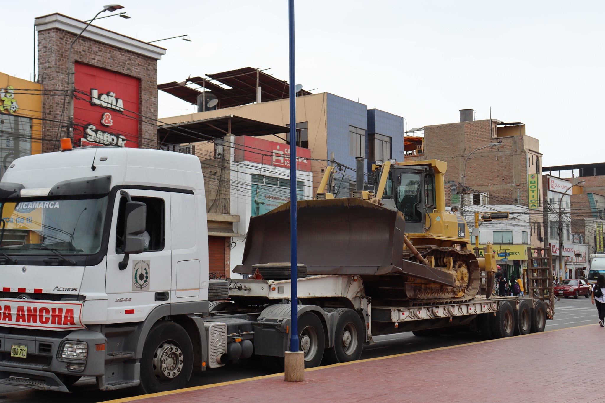 Maquinarias del ejército peruano llegan a nuestra ciudad para realizar trabajos de encauzamiento del río Chancay - Huaral