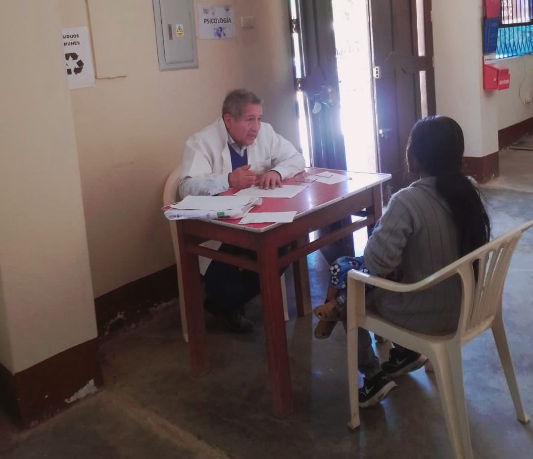 Decenas de vecinos de Sumbilca recibieron atención médica gratuita en diversas especialidades médicas