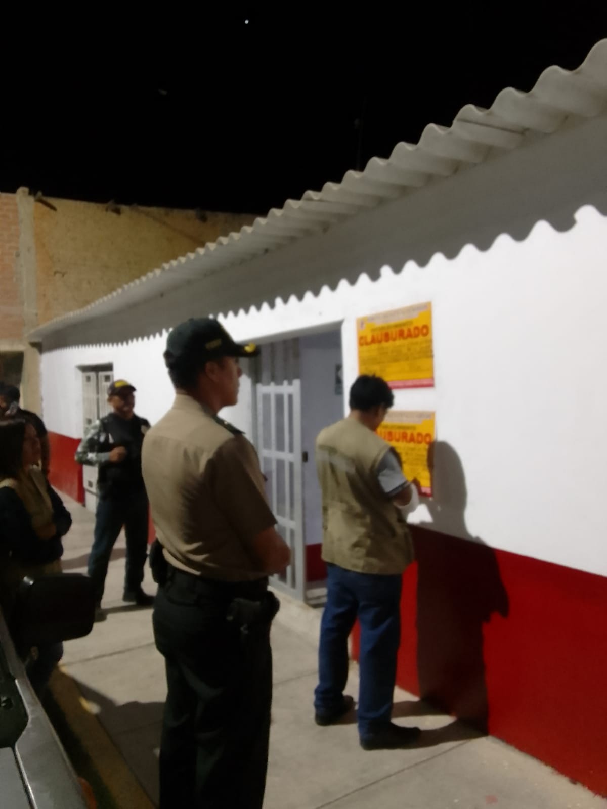 Clausuran local que no contaba con licencia de funcionamiento.