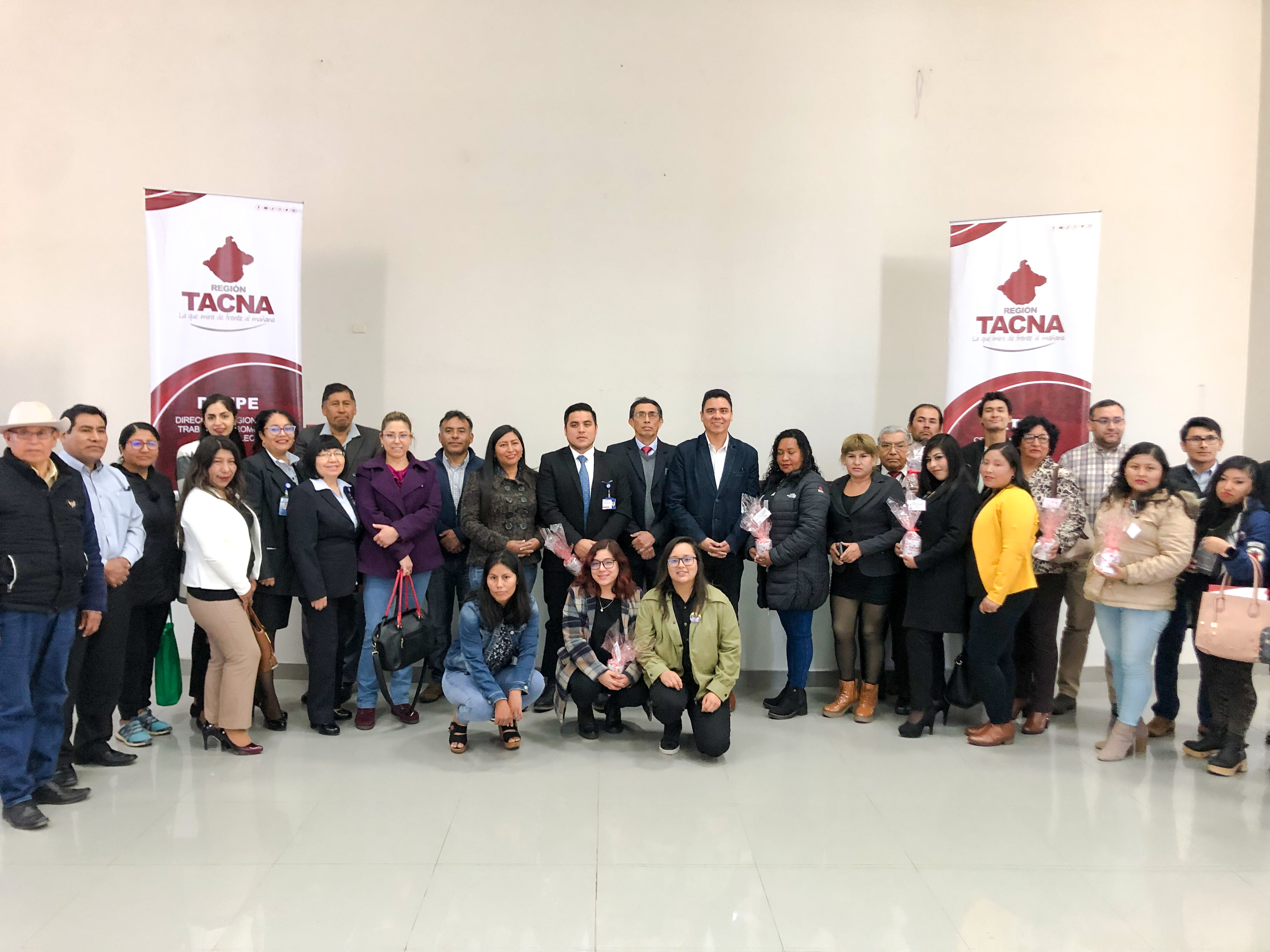 Centro Integrado Formaliza Perú Tacna realizó homenaje a emprendedores. 