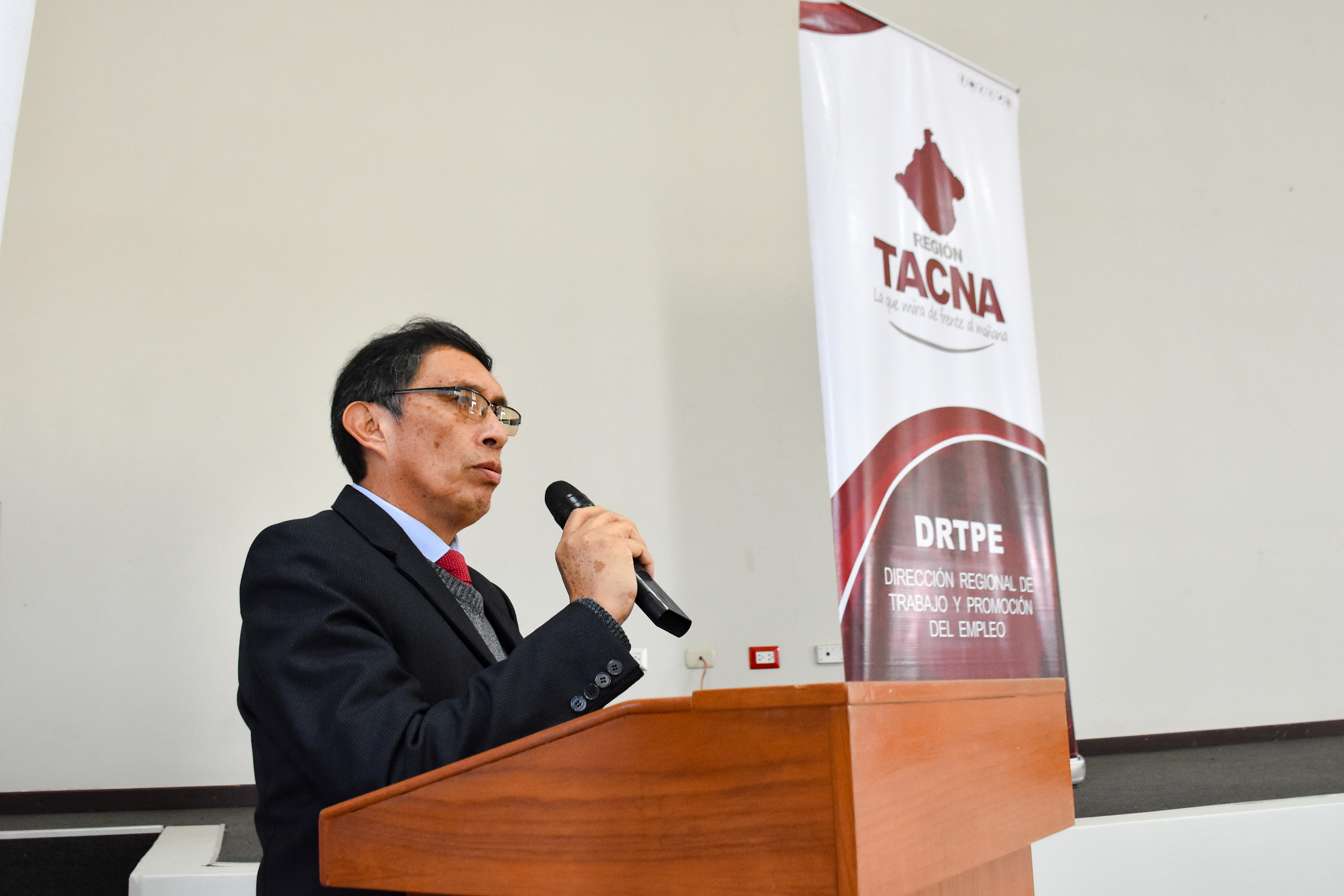 Centro Integrado Formaliza Perú Tacna realizó homenaje a emprendedores. 